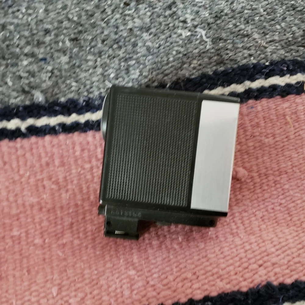Vintage Vivitar 252 Flash, works great still